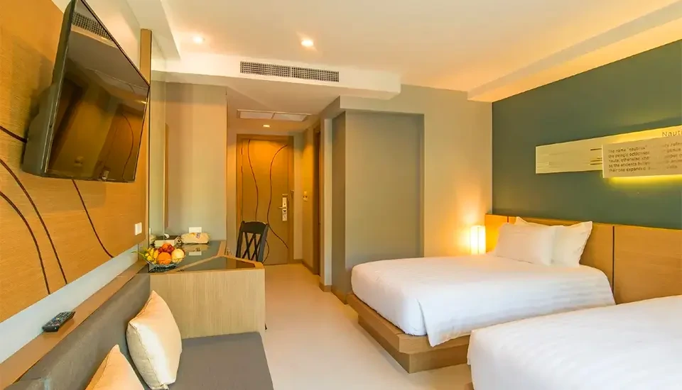 هتل آوا سی ریزورت